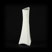 Ваза для цветов треугольная Chan Wave Quadro Ivory 700х650х800 мм [ivory LQ-Q1168A]